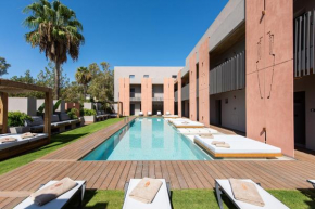 Pilot Amphora Boutique Hotel 